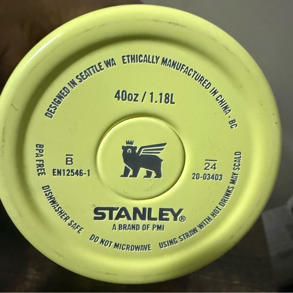 Stanley X Calia Lime Green Tumbler - Picture 4 of 4